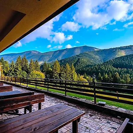 Boboty Hotel 3*
